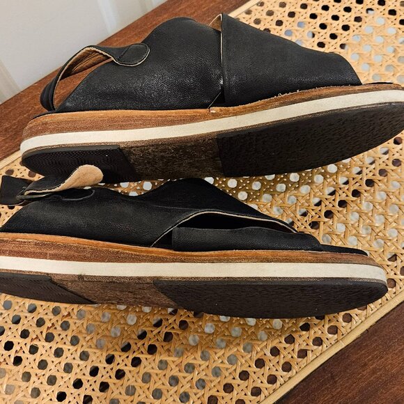 P. Monjo women's black sandal - Picture 2 of 6